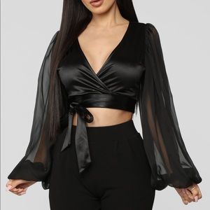 Fashion Nova “dont slip away” top